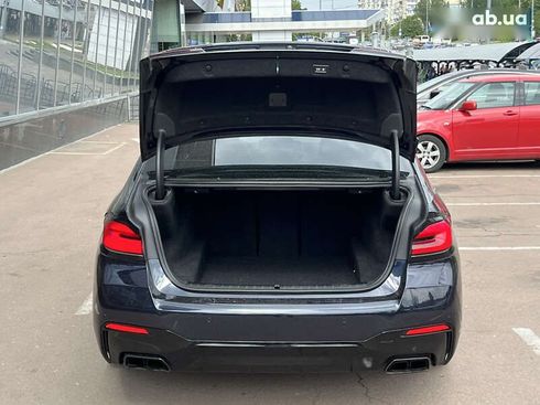 BMW 5 серия 2021 - фото 24
