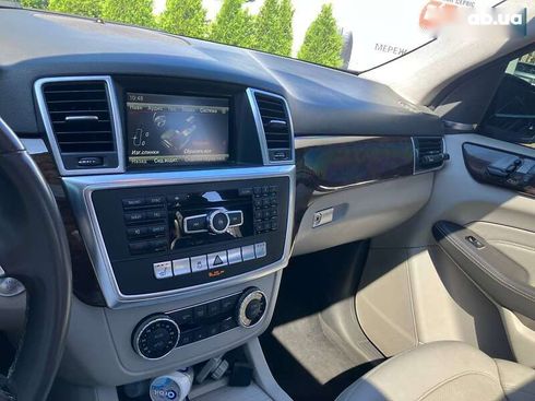 Mercedes-Benz M-Класс 2013 - фото 14