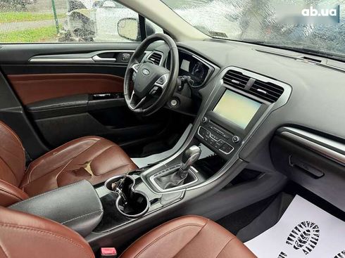Ford Fusion 2016 - фото 15