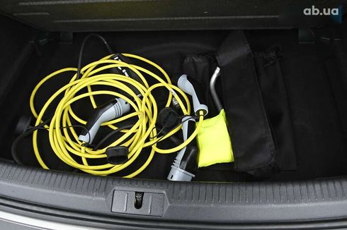 Volkswagen e-Golf 2015 - фото 28