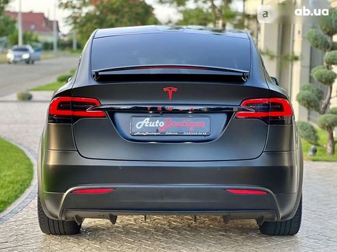 Tesla Model X 2020 - фото 11