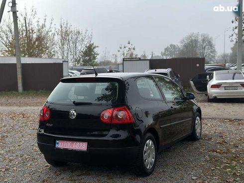 Volkswagen Golf 2005 - фото 12