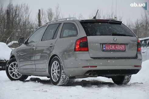 Skoda Octavia 2012 - фото 9