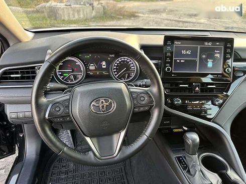 Toyota Camry 2023 - фото 24