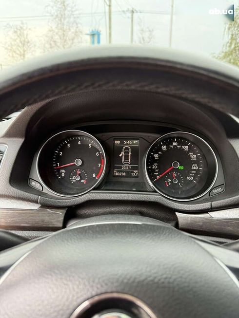 Volkswagen Passat 2017 - фото 15