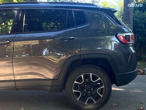 Jeep Compass 2018 серый - фото 7