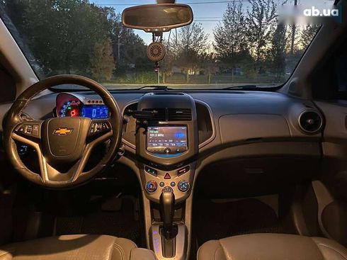 Chevrolet Aveo 2014 - фото 28