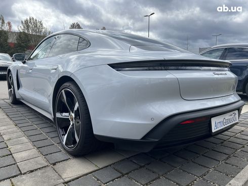 Porsche Taycan 2021 - фото 17