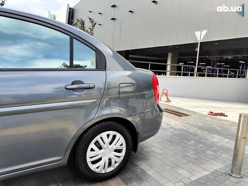 Hyundai Accent 2008 - фото 7