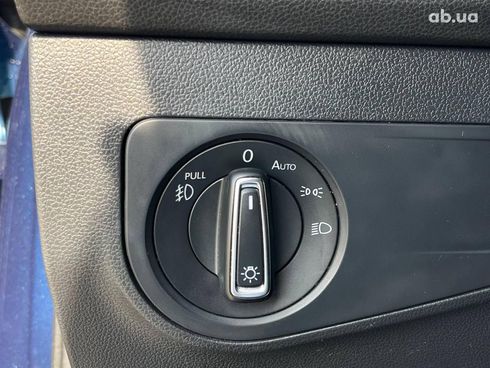 Volkswagen Tiguan 2018 синий - фото 50
