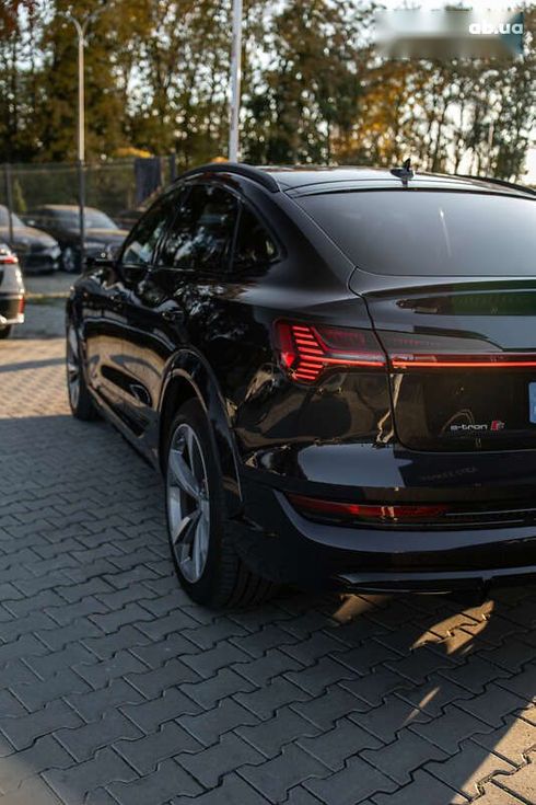 Audi Q4 Sportback e-tron 2021 - фото 11