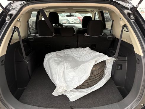 Mitsubishi Outlander 2017 черный - фото 37