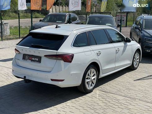 Skoda Octavia 2020 - фото 14