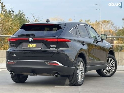 Toyota Venza 2021 - фото 12