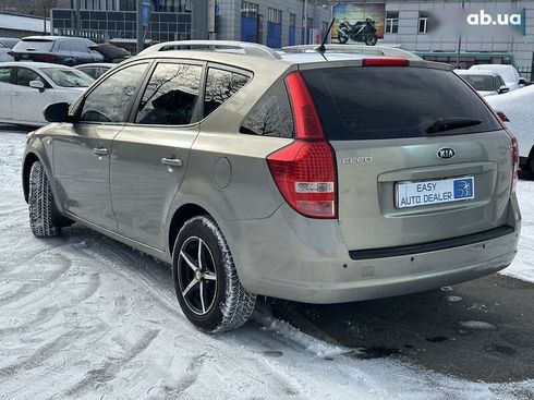 Kia Cee'd 2012 - фото 6