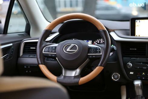 Lexus RX 2019 - фото 16