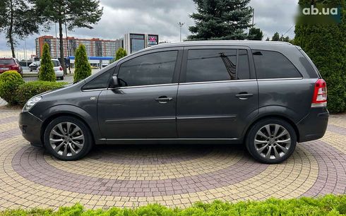 Opel Zafira 2012 - фото 4