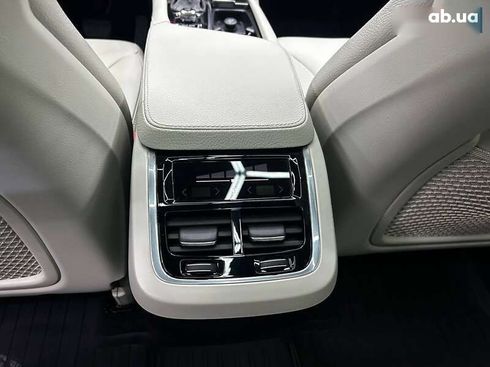 Volvo XC90 2018 - фото 18