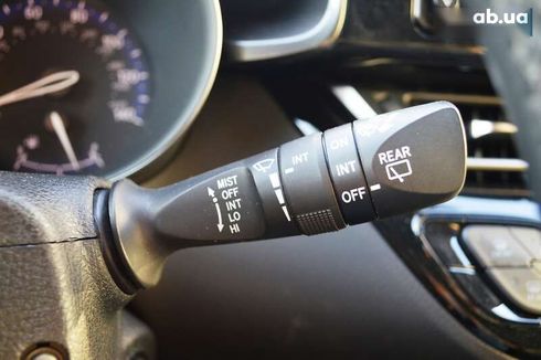 Toyota C-HR 2017 - фото 23