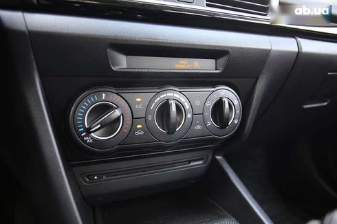 Mazda 3 2014 - фото 17