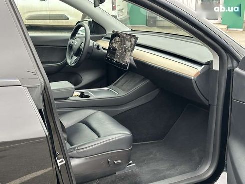 Tesla Model Y 2021 - фото 25