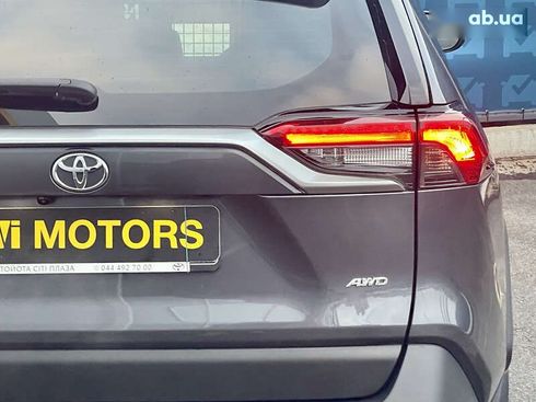 Toyota RAV4 2023 - фото 20