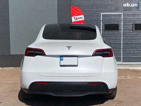 Tesla Model Y 2024 - фото 9