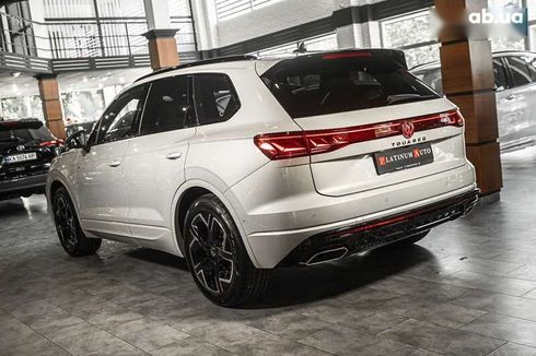 Volkswagen Touareg 2024 - фото 27