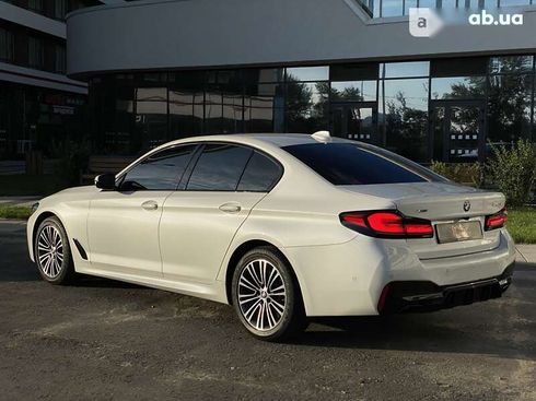 BMW 5 серия 2018 - фото 5