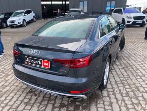 Audi A4 2019 серый - фото 10