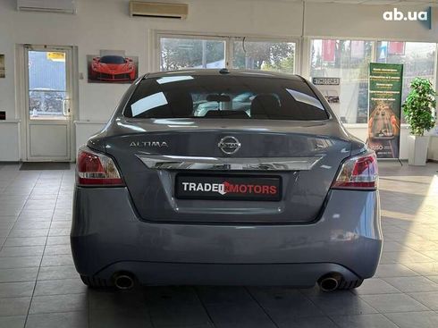 Nissan Altima 2015 - фото 11