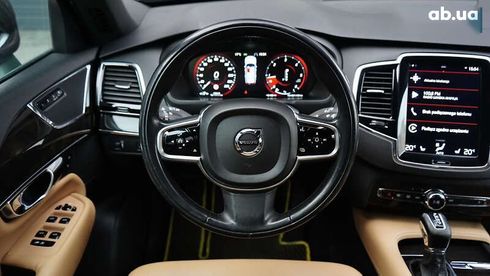 Volvo XC90 2017 - фото 26