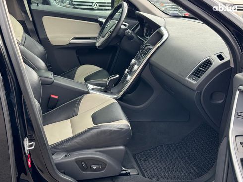 Volvo XC60 2016 черный - фото 27