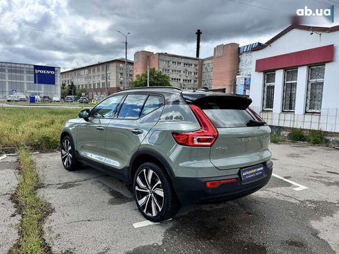 Volvo XC40 2021 - фото 15