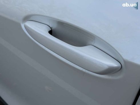 Lexus UX 2021 - фото 19