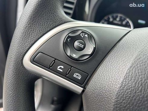 Mitsubishi Outlander 2018 - фото 19