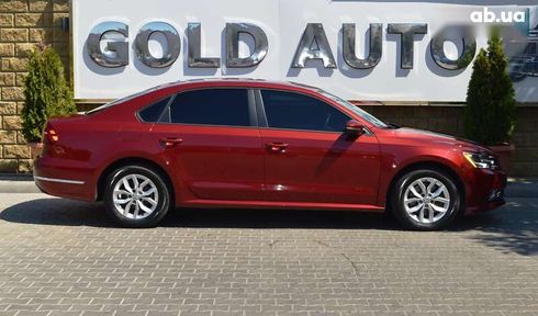 Volkswagen Passat 2018 - фото 20