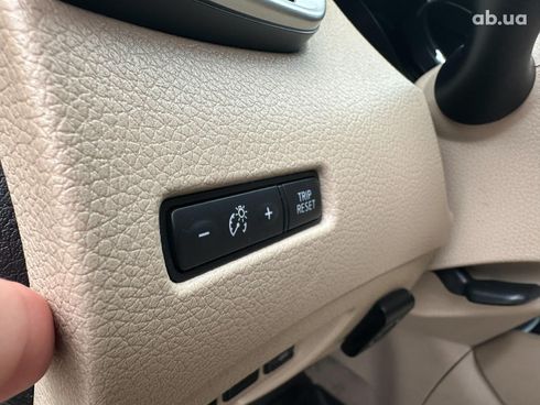 Nissan Rogue 2014 зеленый - фото 11