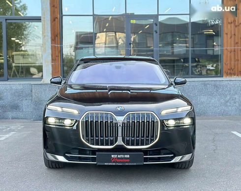 BMW 7 серия 2023 - фото 2