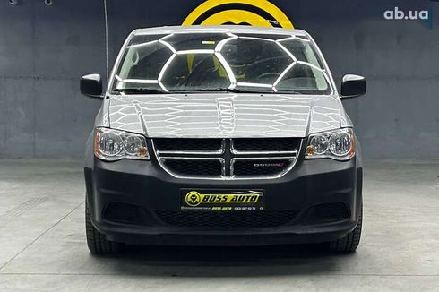 Dodge grand caravan 2017 - фото 2
