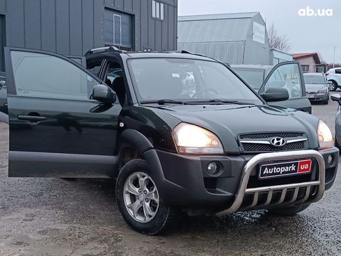 Hyundai Tucson 2008 зеленый - фото 38