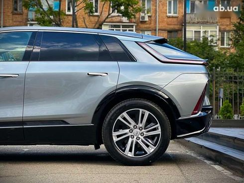 Cadillac Lyriq 2023 - фото 15