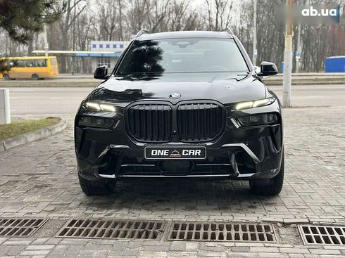 BMW X7 2024 - фото 3