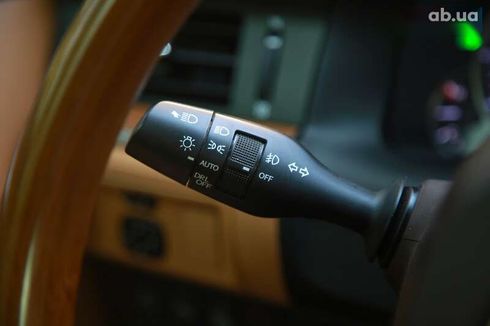 Lexus ES 2018 - фото 27