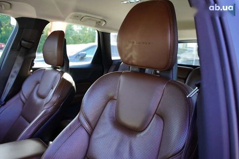Volvo XC60 2017 - фото 14