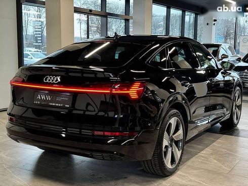 Audi E-Tron 2021 - фото 13