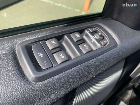 Land Rover Discovery 2012 - фото 23