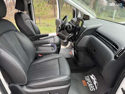 Hyundai Staria 2021 - фото 30