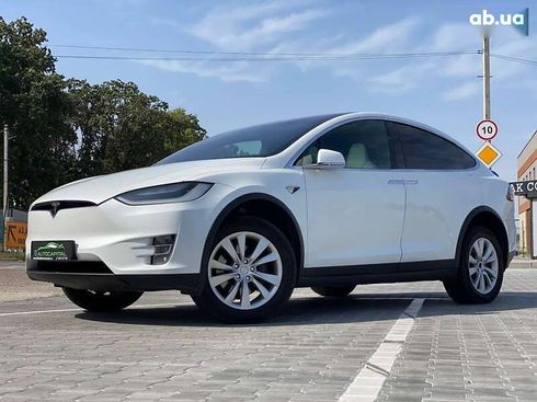 Tesla Model X 2017 - фото 2