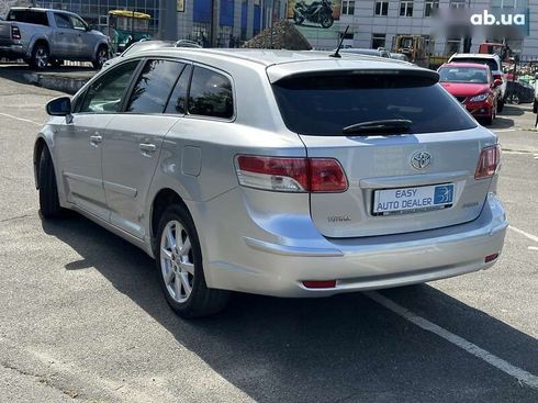 Toyota Avensis 2009 - фото 6